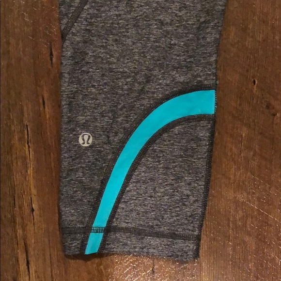 Lulu lemon Leggings - Picture 6 of 6